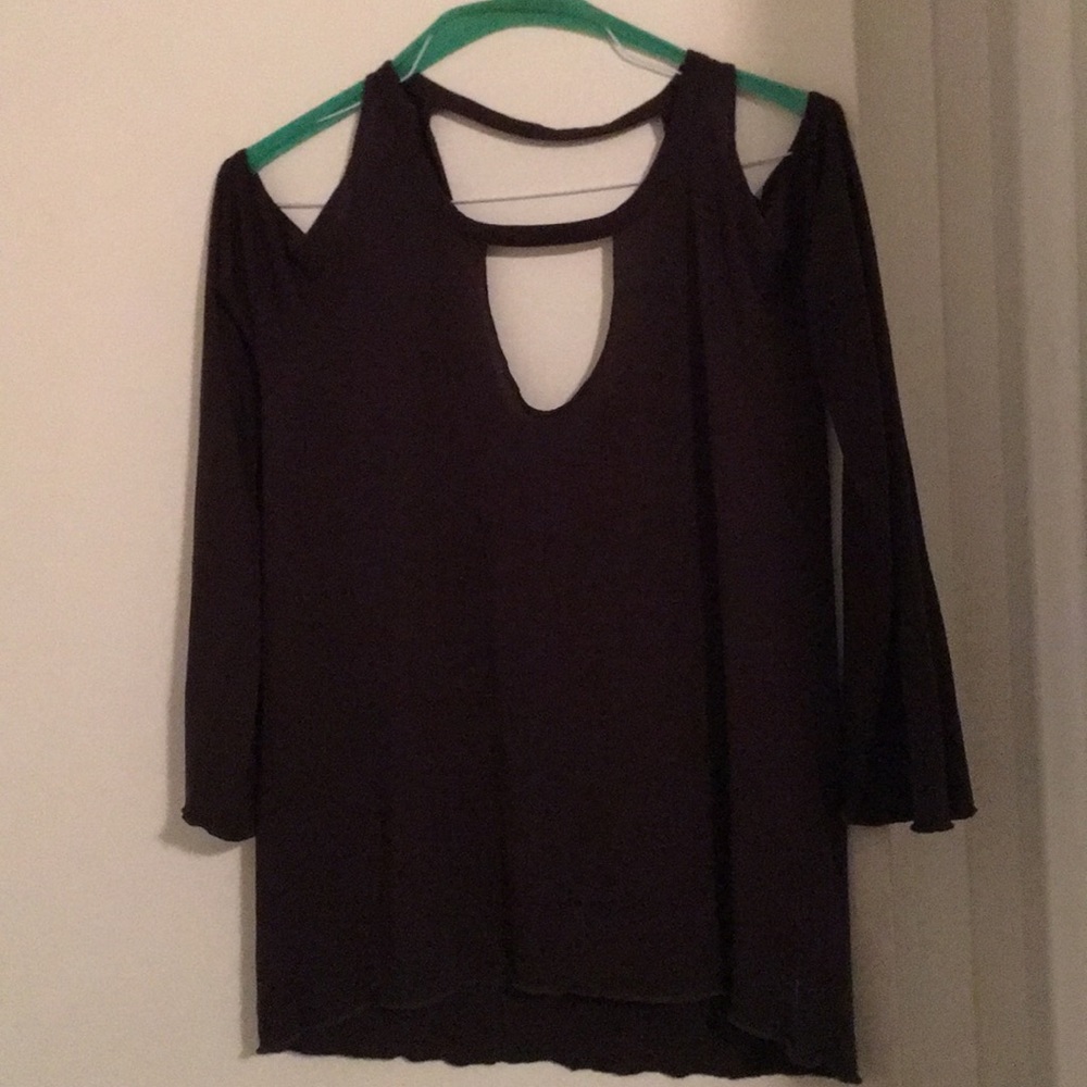 Chaser Cold Shoulder top - Picture 6 of 8